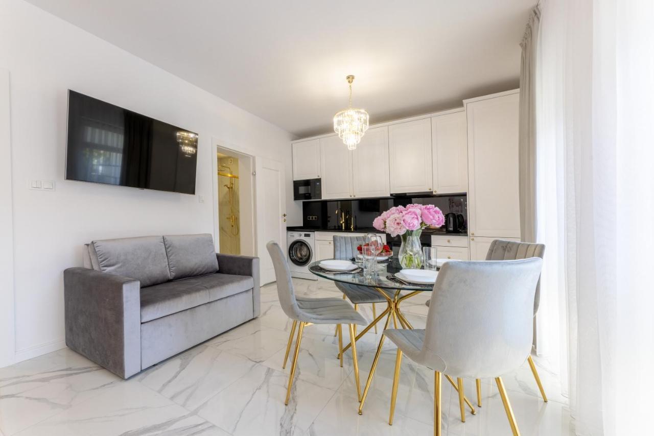 Apartament White House Ustka Rozowy 2A Exteriör bild