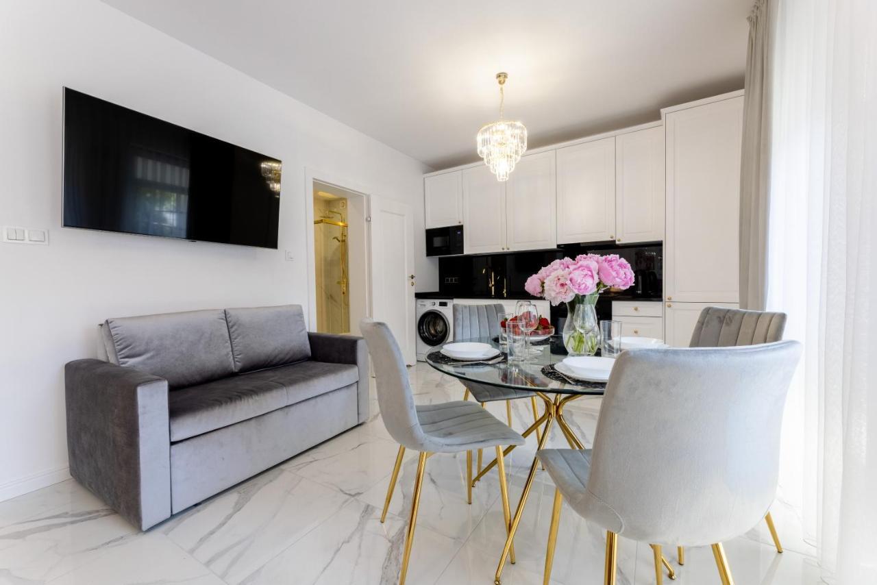 Apartament White House Ustka Rozowy 2A Exteriör bild