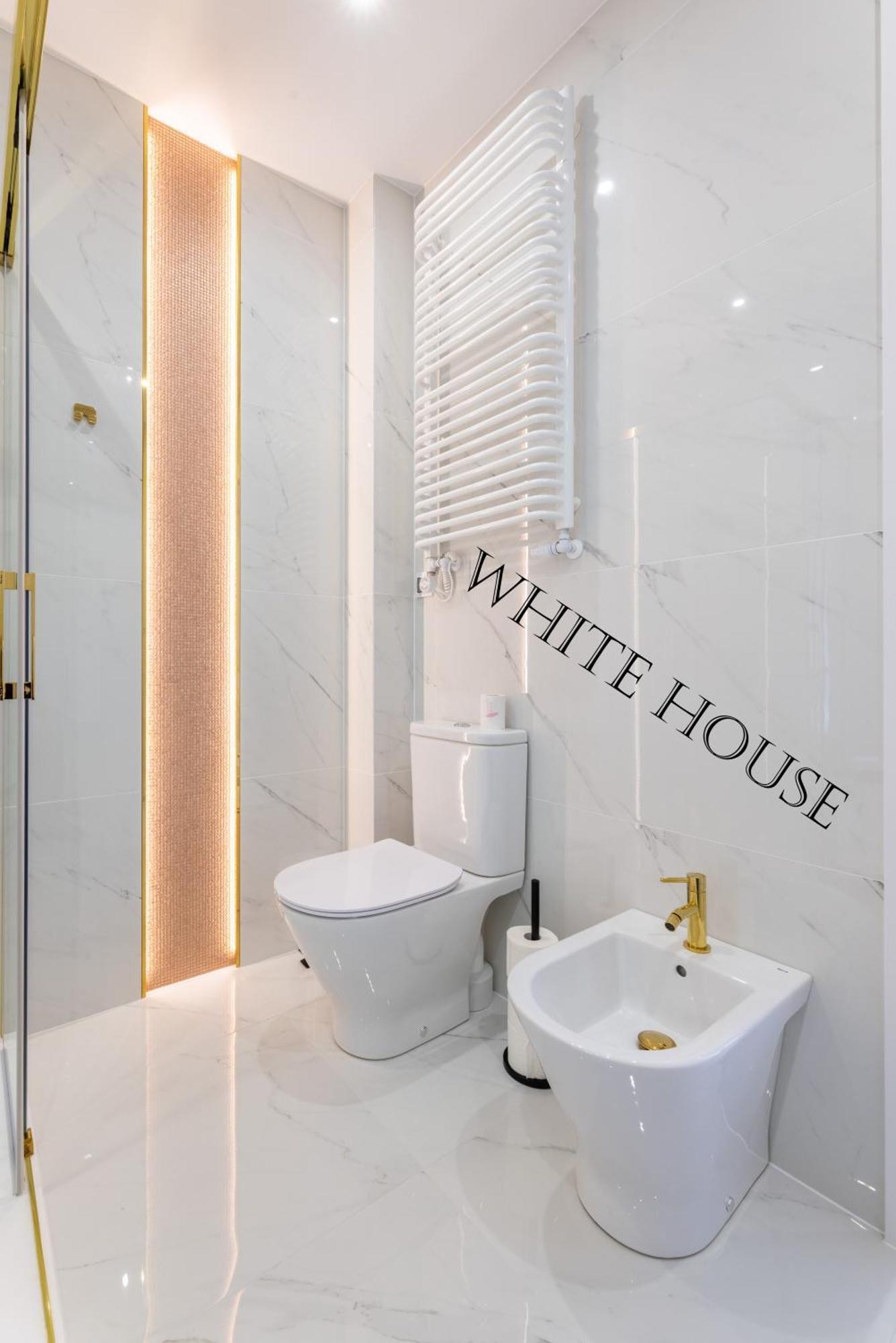 Apartament White House Ustka Rozowy 2A Exteriör bild